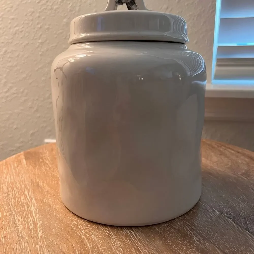 2018-2019 Rae Dunn Cookies canister